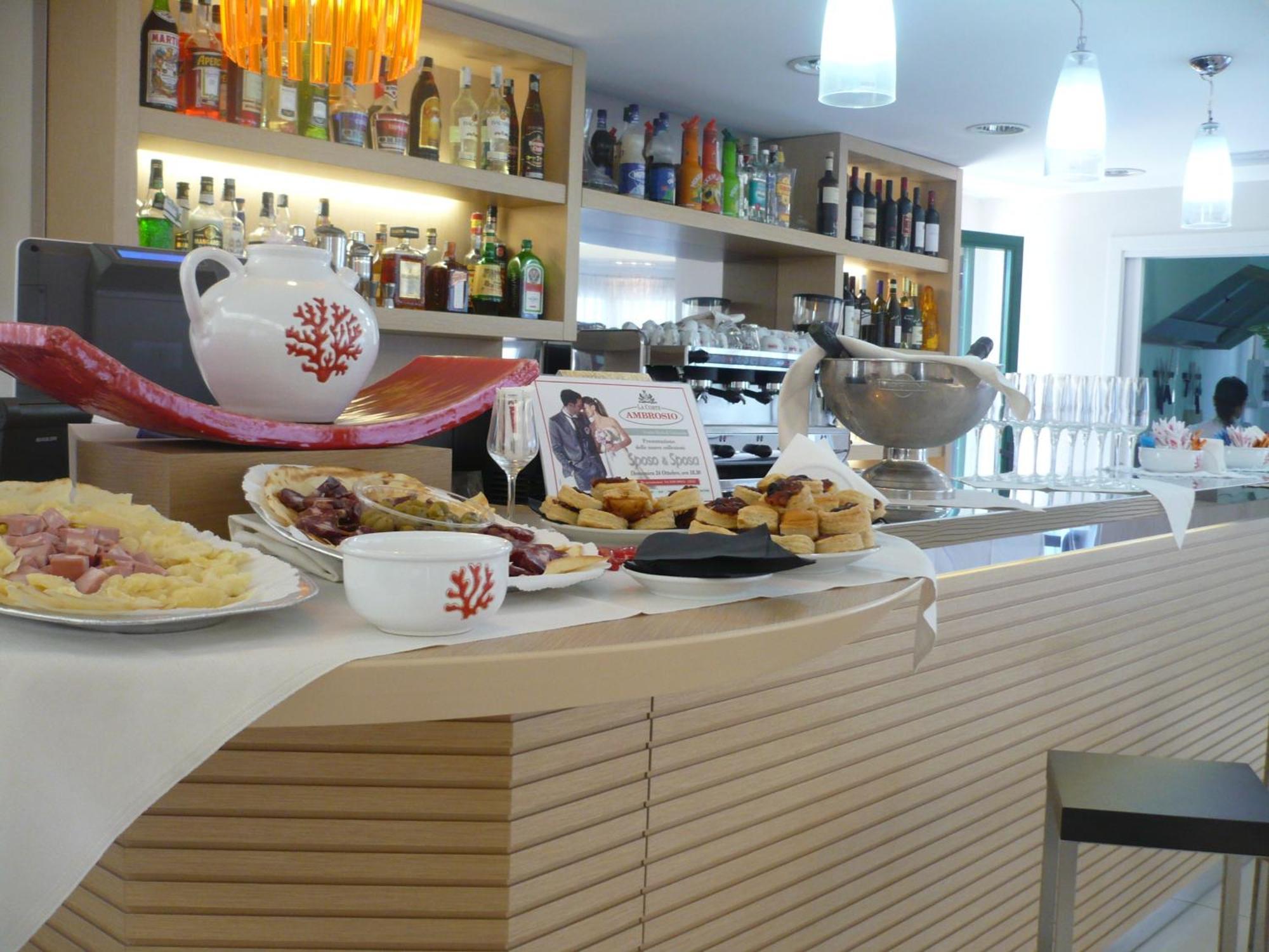 Hotel Ambrosio La Corte 올비아 외부 사진