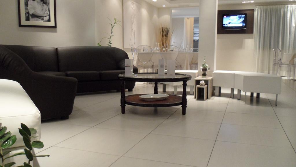 Hotel Ambrosio La Corte 올비아 외부 사진